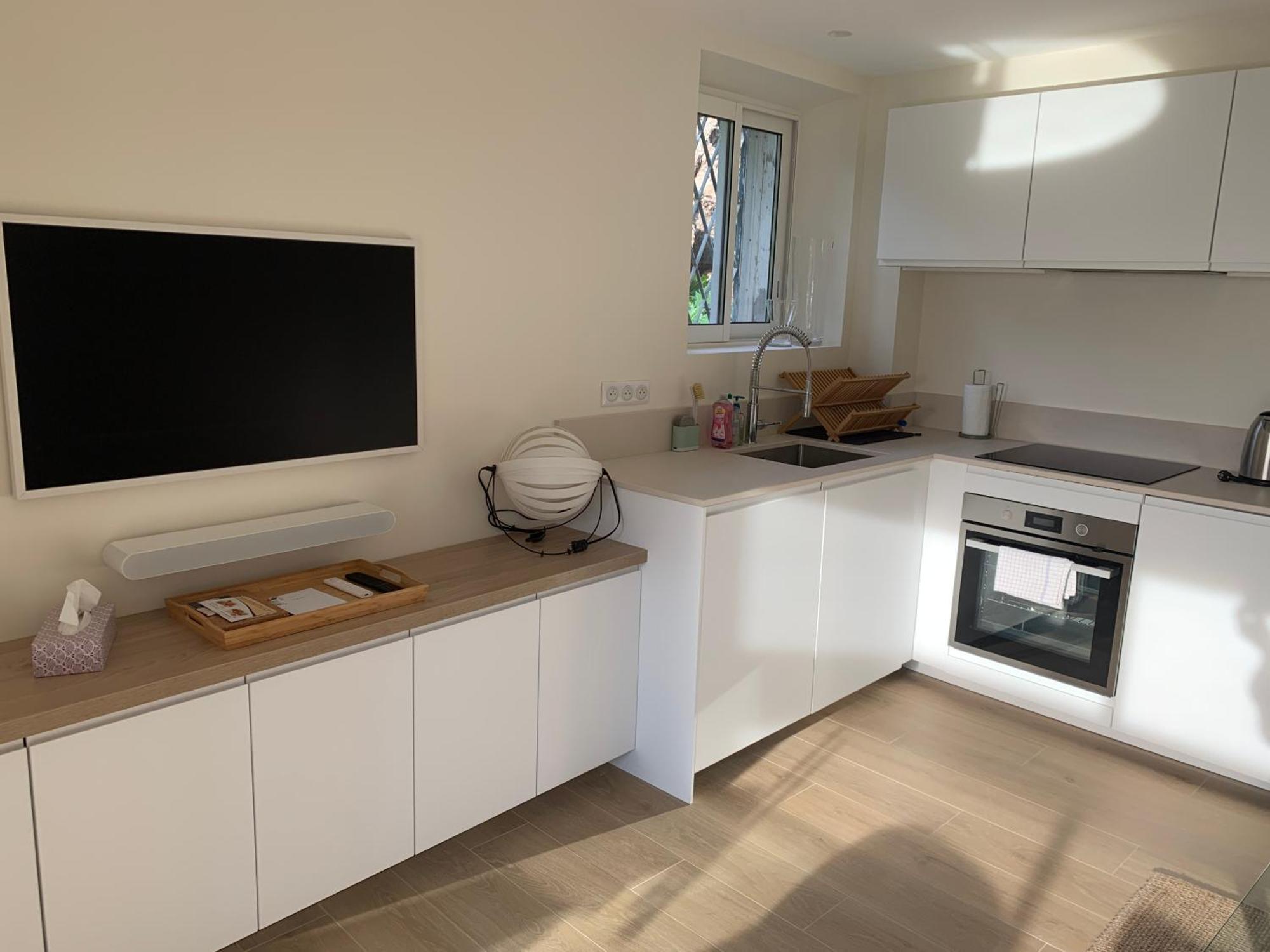 55m2 Charmante Maison Mitoyenne, Jardin, Parking