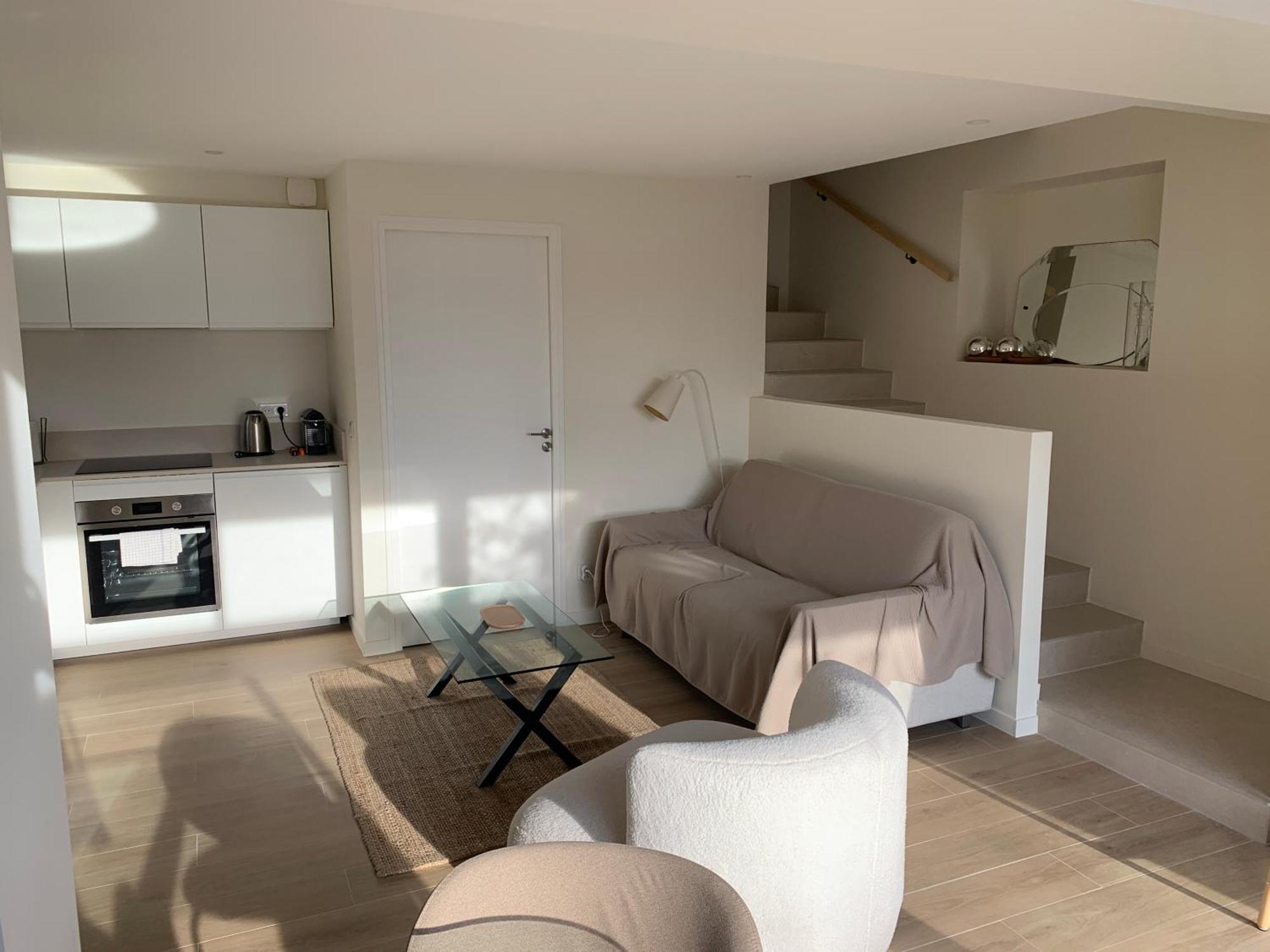 55m2 Charmante Maison Mitoyenne, Jardin, Parking