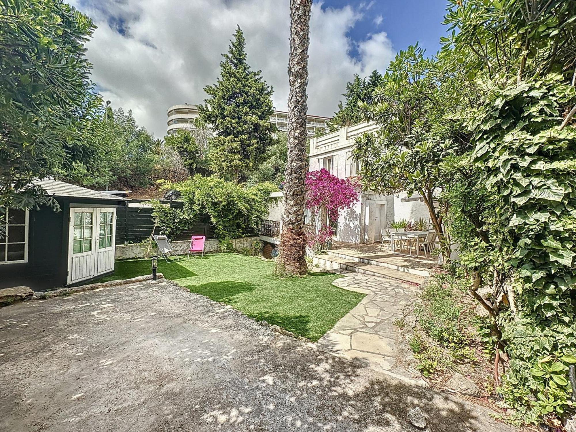 55m2 Charmante Maison Mitoyenne, Jardin, Parking Hébergement de vacances